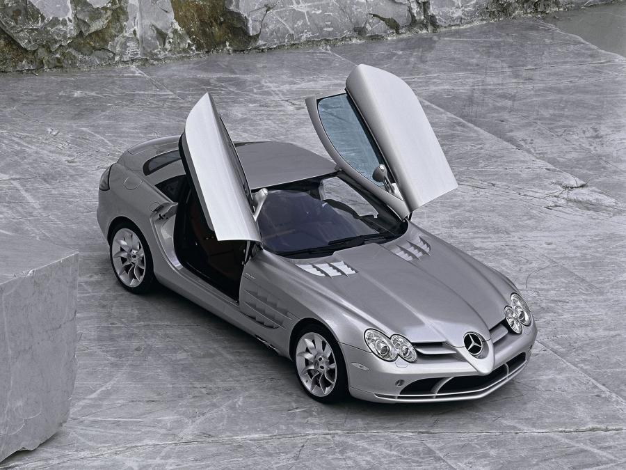  Mercedes-Benz SLR McLaren 2003 года  (фото 300 из 319)